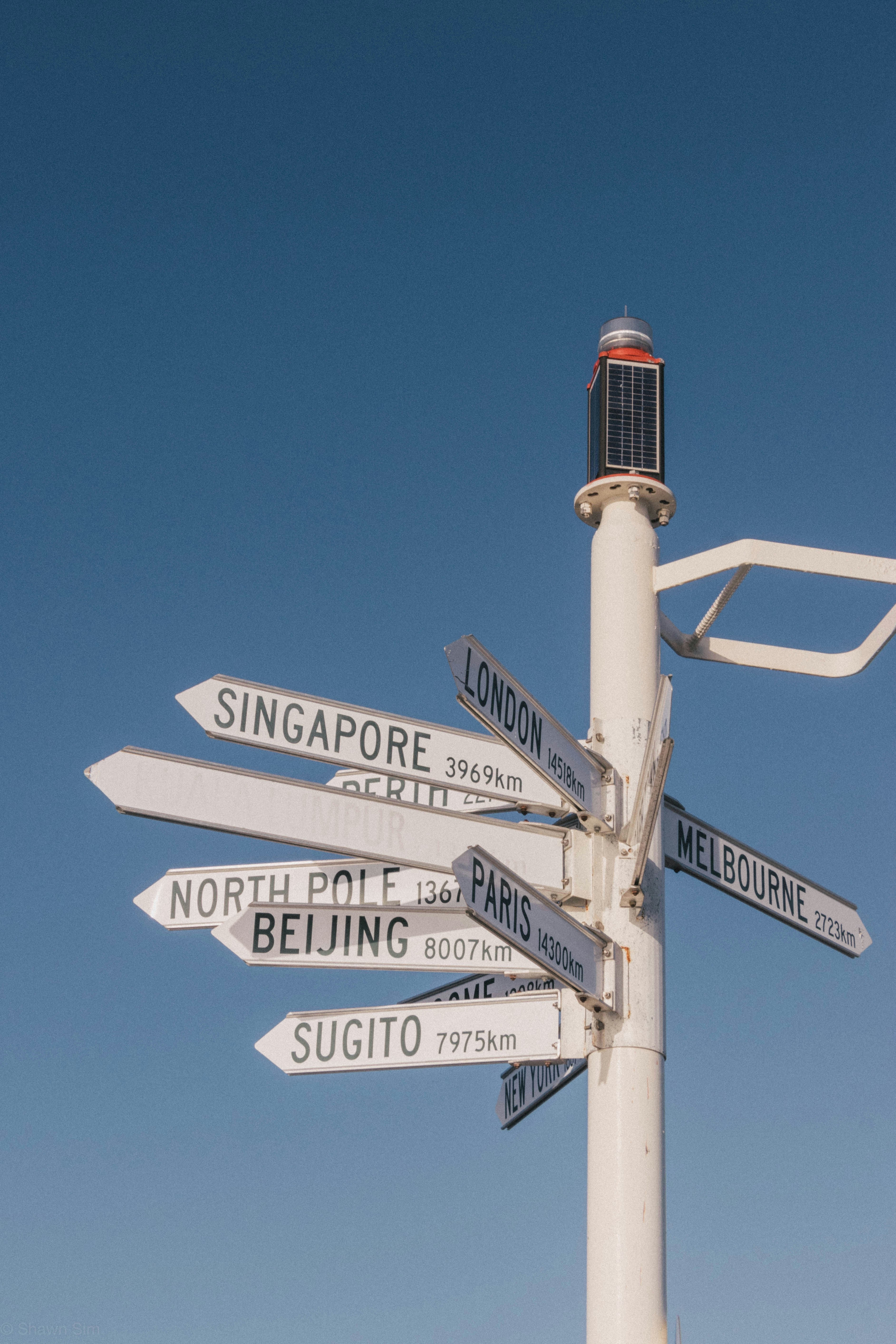Signs You Need Therapy (That You're Probably Explaining Away)